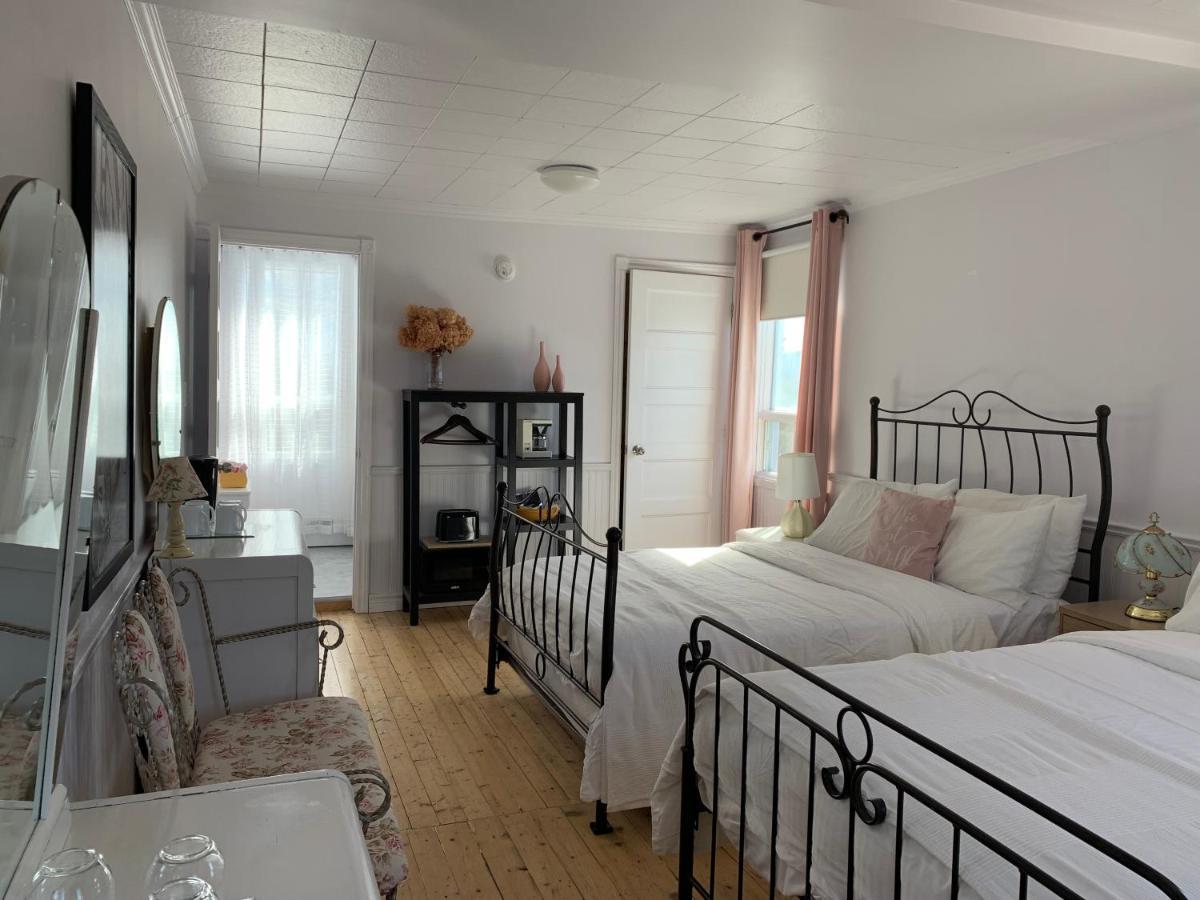Maison Charles Edmond Grandes-Bergeronnes Eksteriør bilde