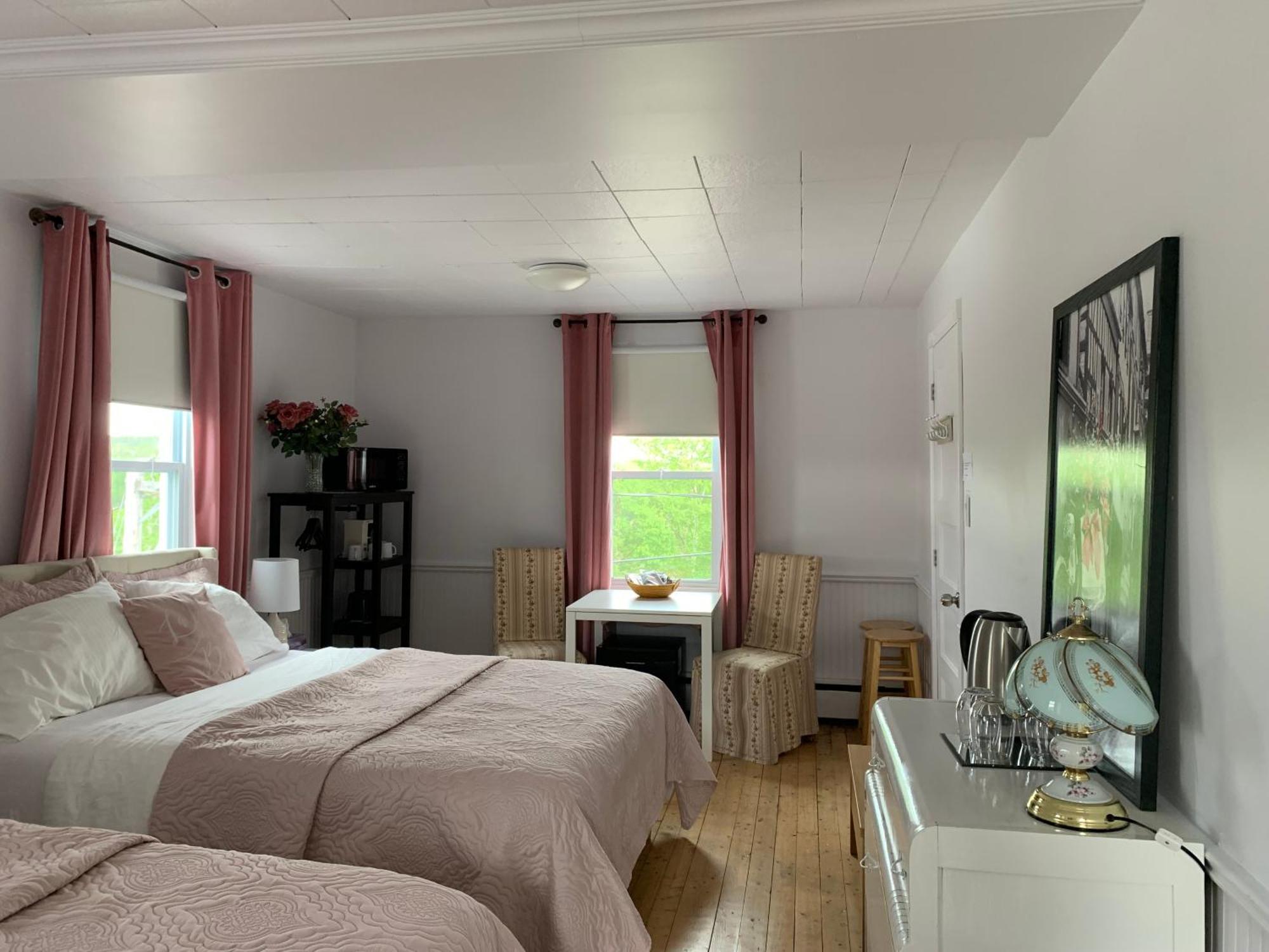 Maison Charles Edmond Grandes-Bergeronnes Eksteriør bilde